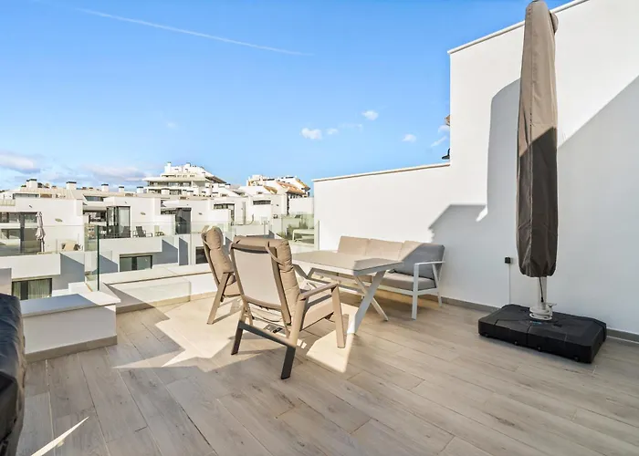 ヴィラ Luxury Townhouse With Stunning Sea & Mountain Views *