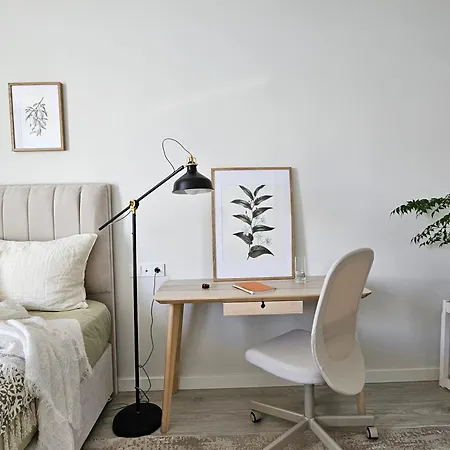 Luxury Townhouse With Stunning Sea & Mountain Views *