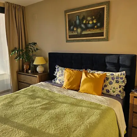 Luxury Townhouse With Stunning Sea & Mountain Views Villa *