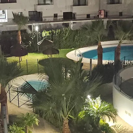 Luxury Townhouse With Stunning Sea & Mountain Views פואנגירולה