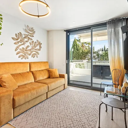 Luxury Townhouse With Stunning Sea & Mountain Views * פואנגירולה