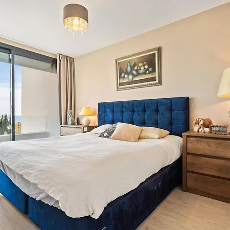 Luxury Townhouse With Stunning Sea & Mountain Views * פואנגירולה