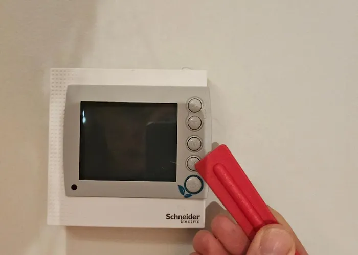 Luxury Townhouse With Stunning Sea & Mountain Views וילה פואנגירולה