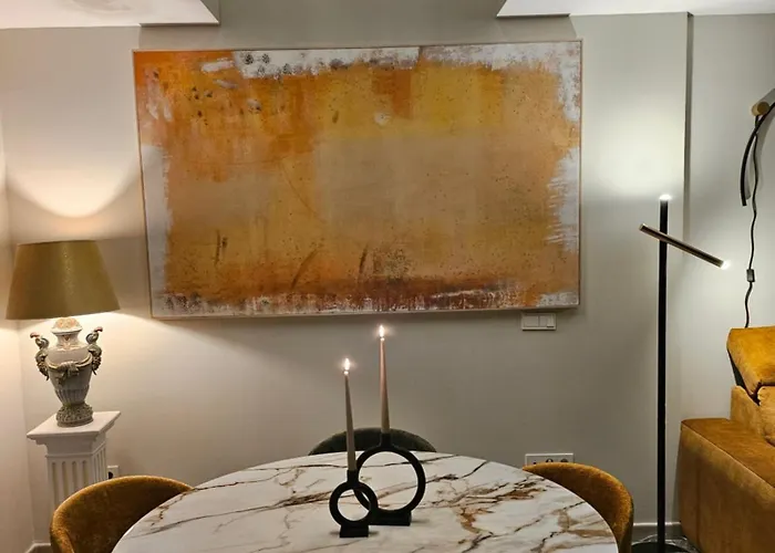 Luxury Townhouse With Stunning Sea & Mountain Views פואנגירולה