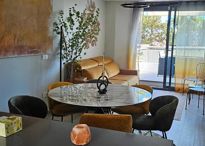 וילה Luxury Townhouse With Stunning Sea & Mountain Views