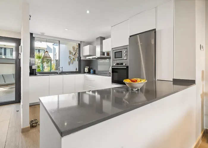 וילה Luxury Townhouse With Stunning Sea & Mountain Views