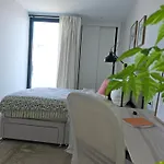 Luxury Townhouse With Stunning Sea & Mountain Views フエンヒロラ