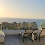 Luxury Townhouse With Stunning Sea & Mountain Views ヴィラ