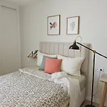 Luxury Townhouse With Stunning Sea & Mountain Views ヴィラ *