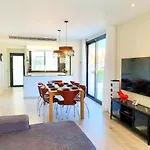 Luxury Townhouse With Stunning Sea & Mountain Views * フエンヒロラ