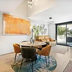 ヴィラ Luxury Townhouse With Stunning Sea & Mountain Views *