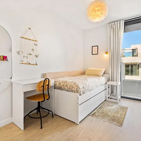 ヴィラ Luxury Townhouse With Stunning Sea & Mountain Views